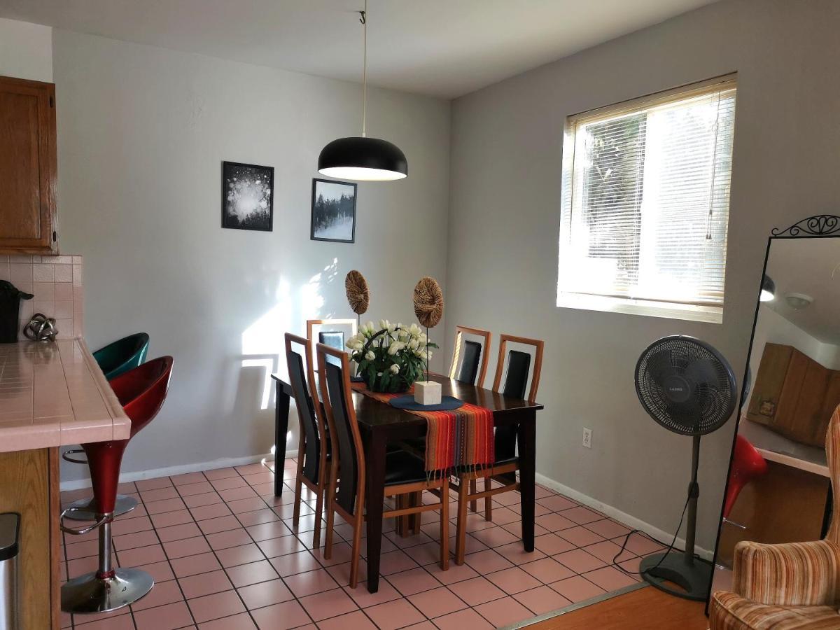 Apartment Single House 3b1b 三房一厅一厨一浴